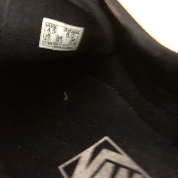 Awesome Van's Size 6 - Picture 4 of 4